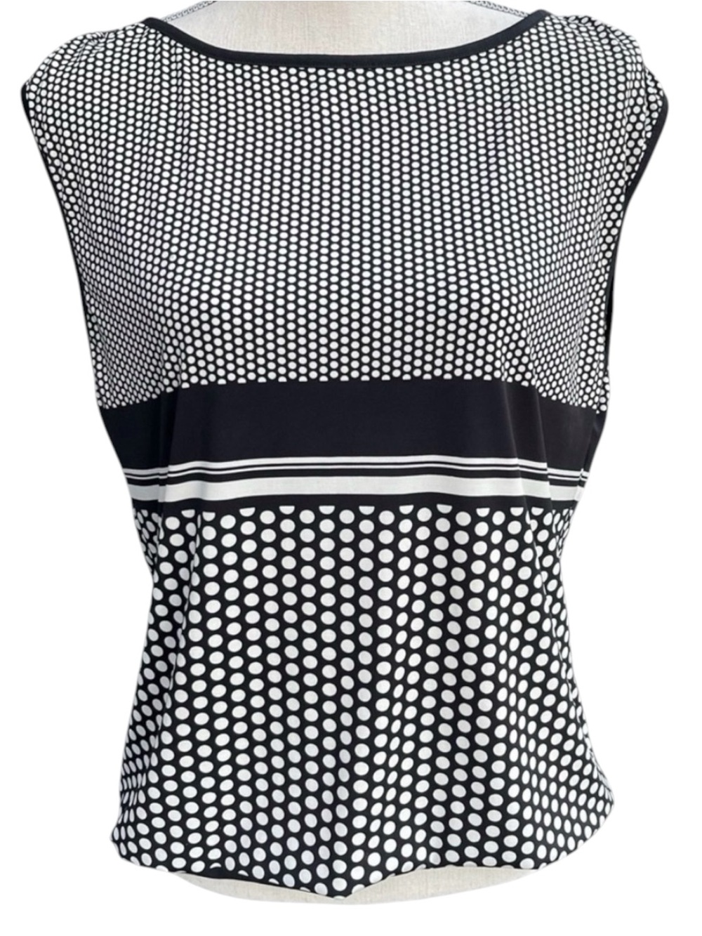 Max Studio Black/White Polka Dot Sleeveless Elastic Waist Top (M)